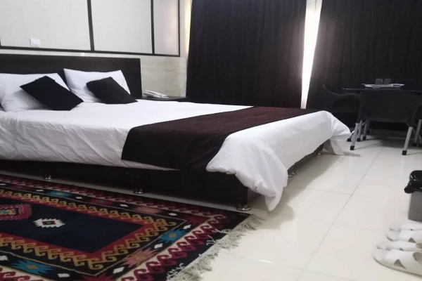 اتاق دو تخته دبل هتل قوام شیراز